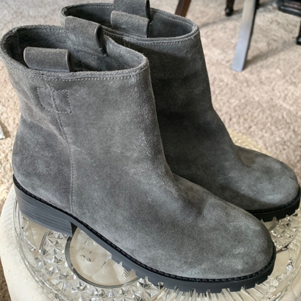 ‼️NWT Splendid Suede Pebbles boot with fur lining - Picture 2 of 5